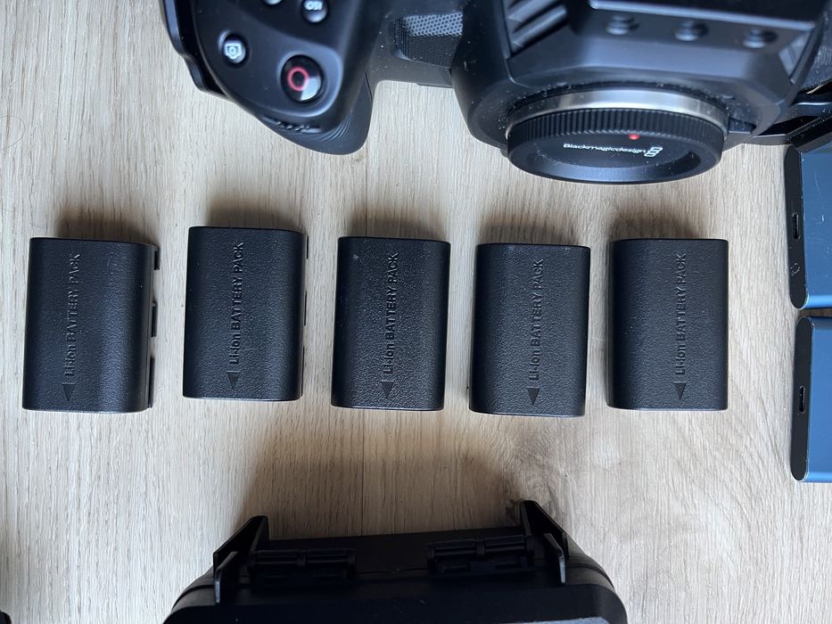BMPCC4k + Lumix DC GX9 + Acessórios