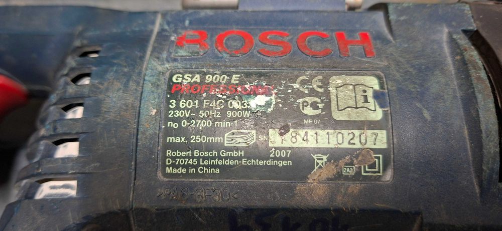 Piła szablasta Bosch GSA900e na części