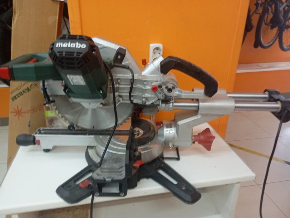 Дисковая пила Metabo kgs 305m