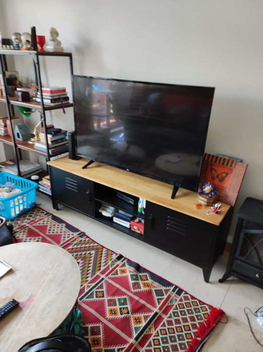 LG Televisão 49"