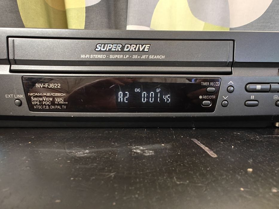Panasonic NV-FJ622 - magnetowid VHS Hi-Fi Stereo