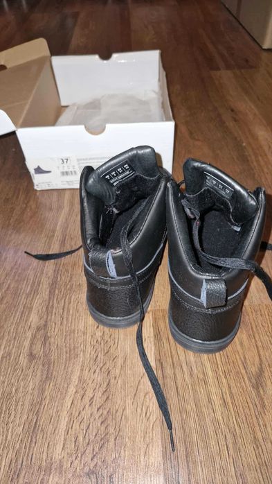 Buty damskie 4f, rozm 37, jak nowe