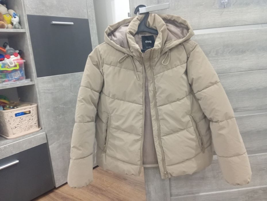 Куртка демісезонна