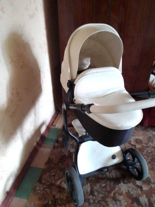 Продам коляску зима лето