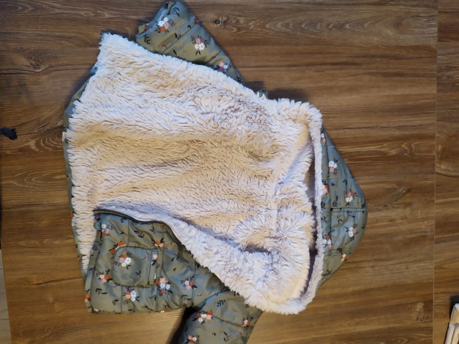 Sprzedam kurtkę z futerkiem rozmiar 80 TAPE A LOEIL