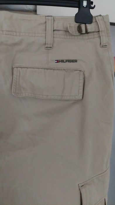 Beżowe spodnie bawełniane Tommy Hilfiger