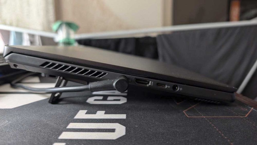 Asus ROG Zephyrus G14 GA402RK Ryzen 9 6900HS RX 6800S 16Gb DDR5 4800