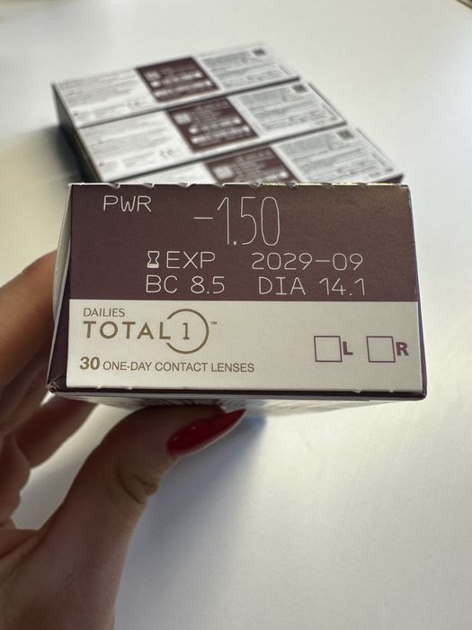 soczewki kontaktowe dailies total 1 -1,5