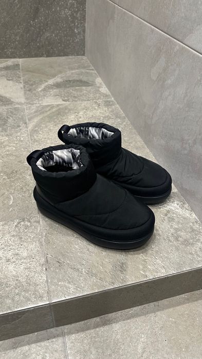 UGG зимові черевики/дутики, чорні