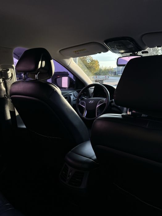 Hyundai grandeur 2016