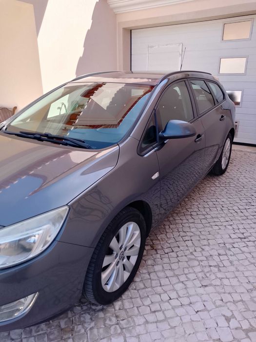 Opel astra 1.7 2011
