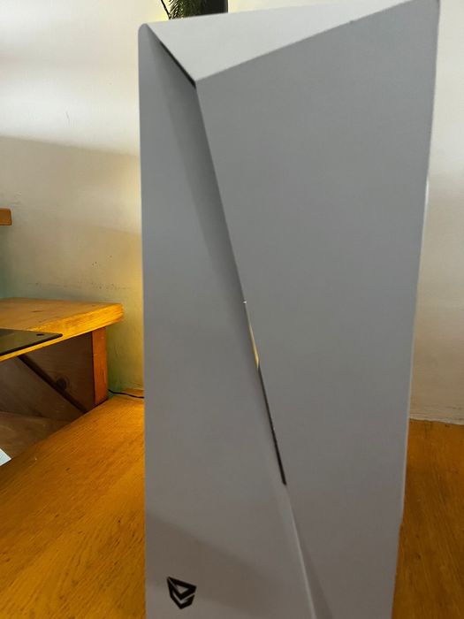 Obudowa do komputera stacjonarnego