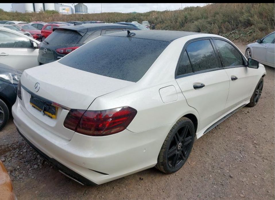 Mercedes E250 2015 року 2.2