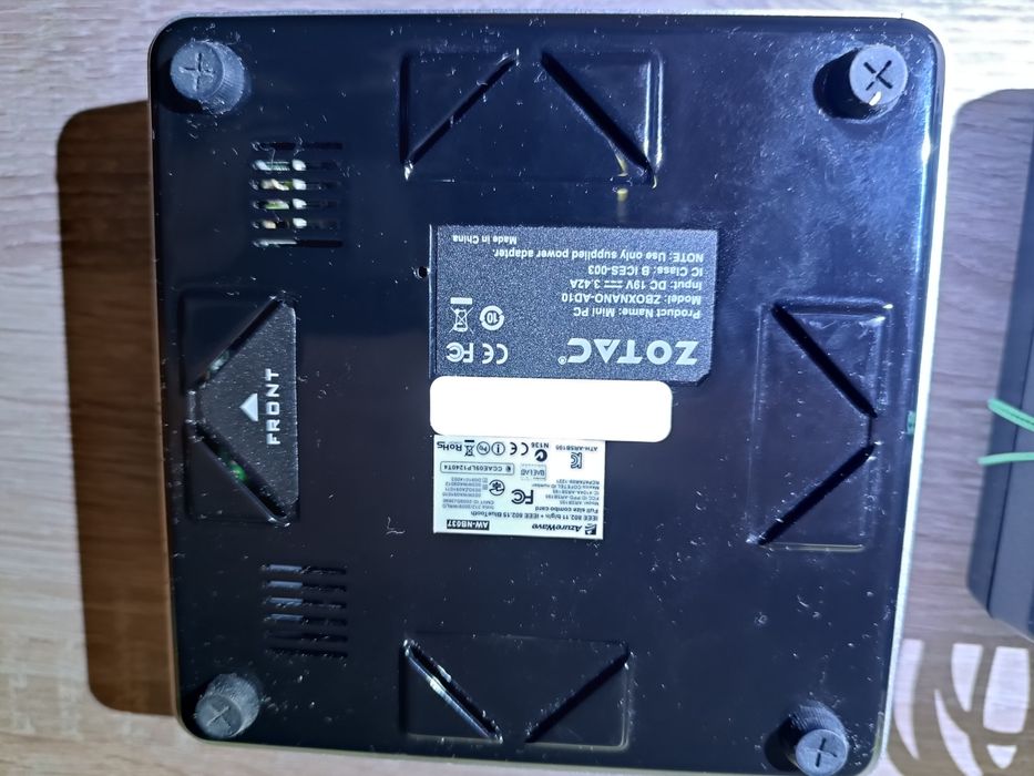 Системник неттоп Zotac ZBOX nano AD10 AMD E-350 4Gb DDR3 128Gb