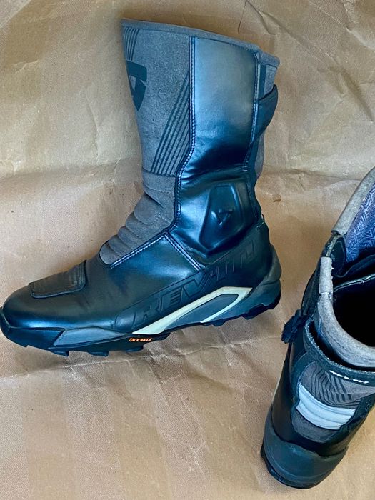 Botas moto Revit