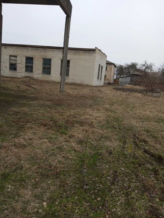 Виробничий комплекс консервного заводу в смт Іваничі Волинської обл.