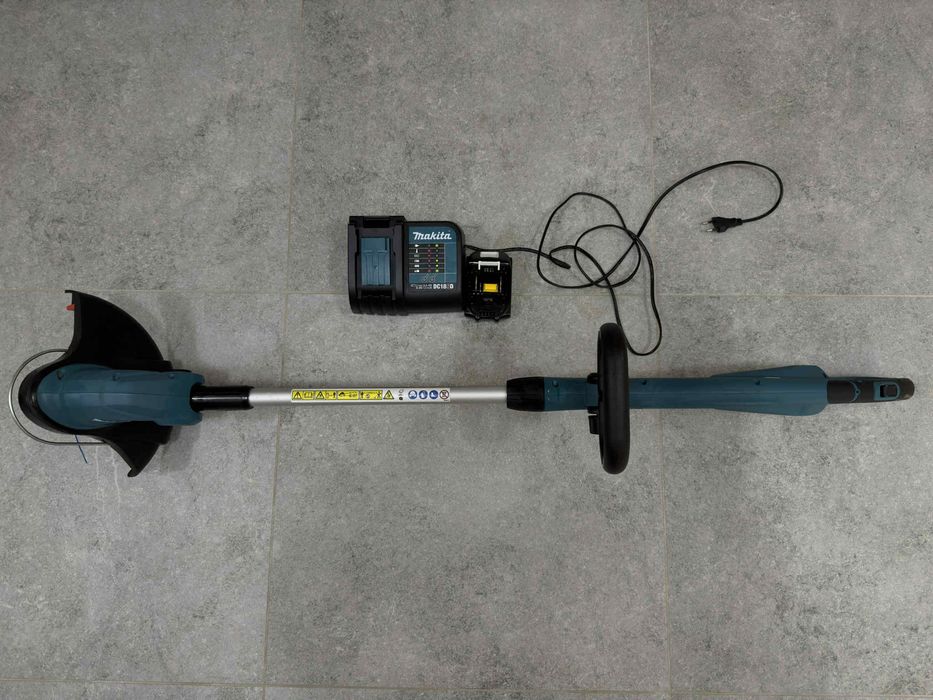 Akumulatorowa podkaszarka 260MM 18V LI-ION 1*1.5AH DUR181SY MAKITA