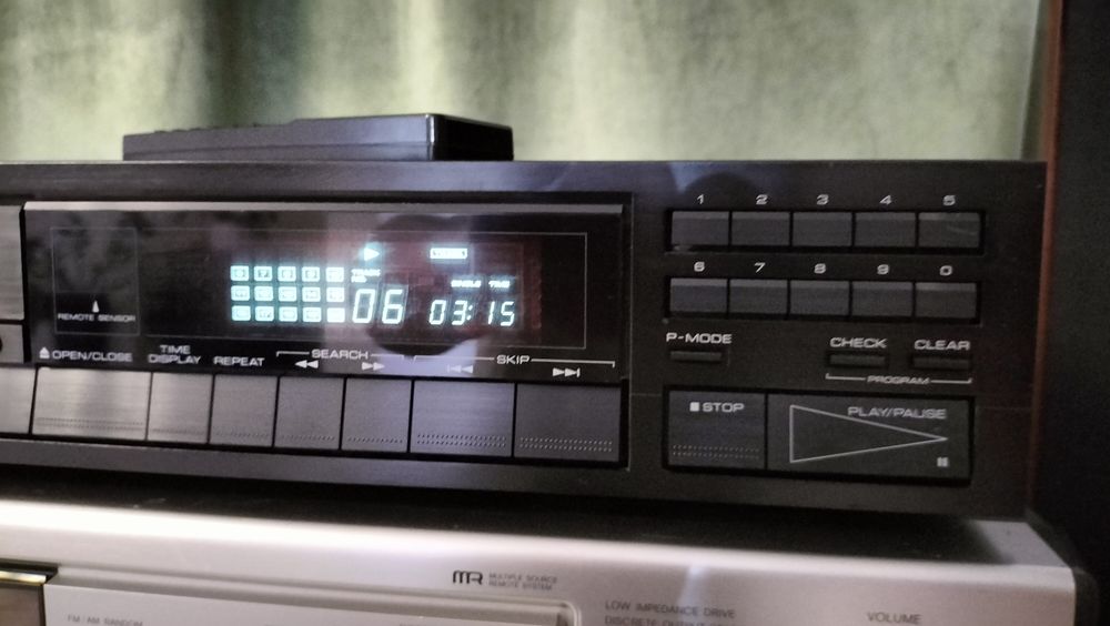 Odtwarza CD Kenwood DP-87 Pilot Super Stan