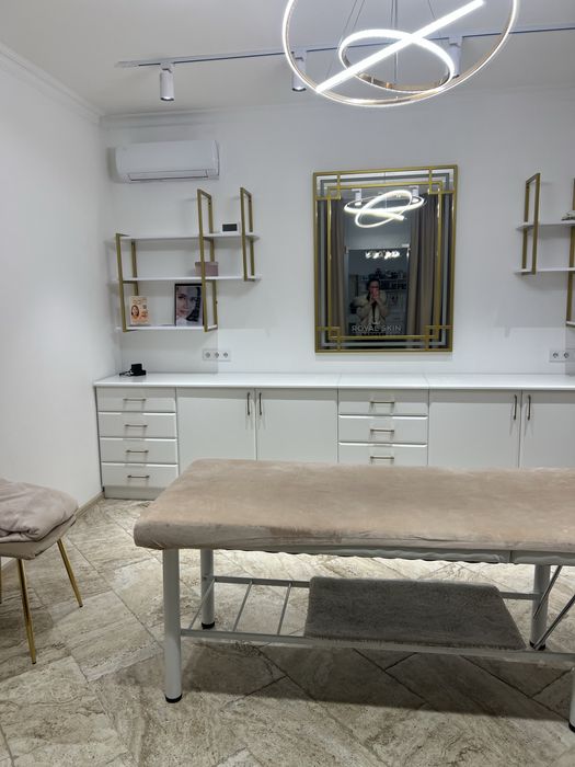 Аренда кушетки / массажный кабинет / перманент