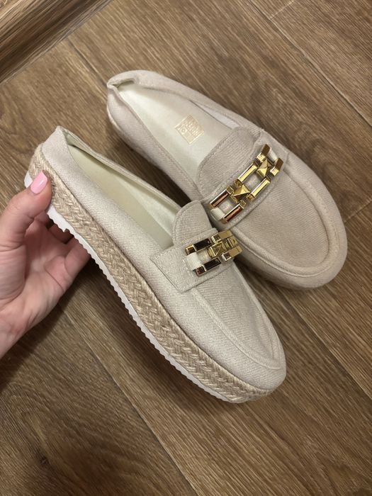 Сабо 38 розмір нові