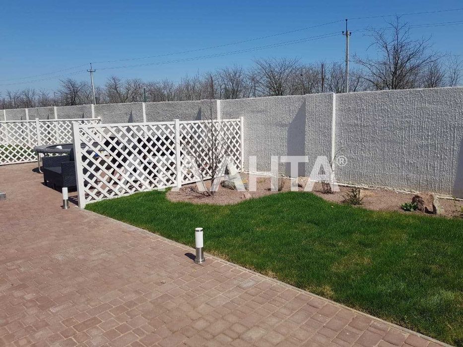 Новый, современный дом в с.Н Дофиновке