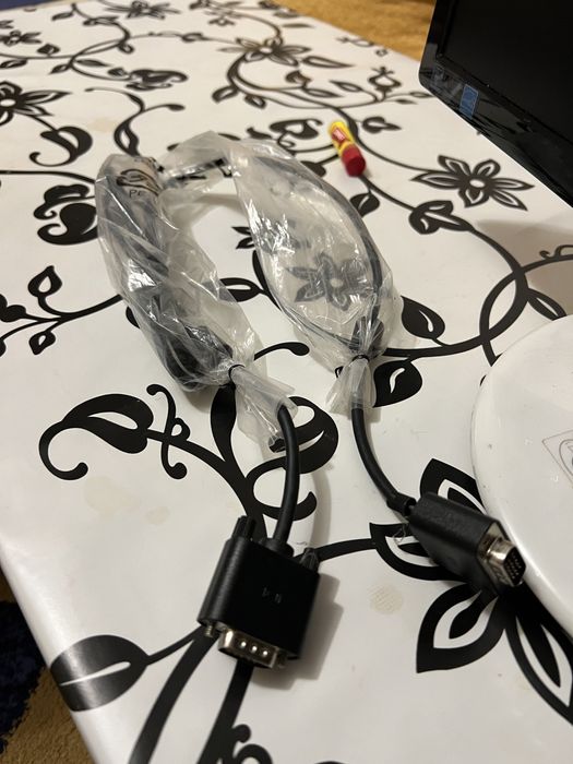 Монитор ЛОС e2243Fw