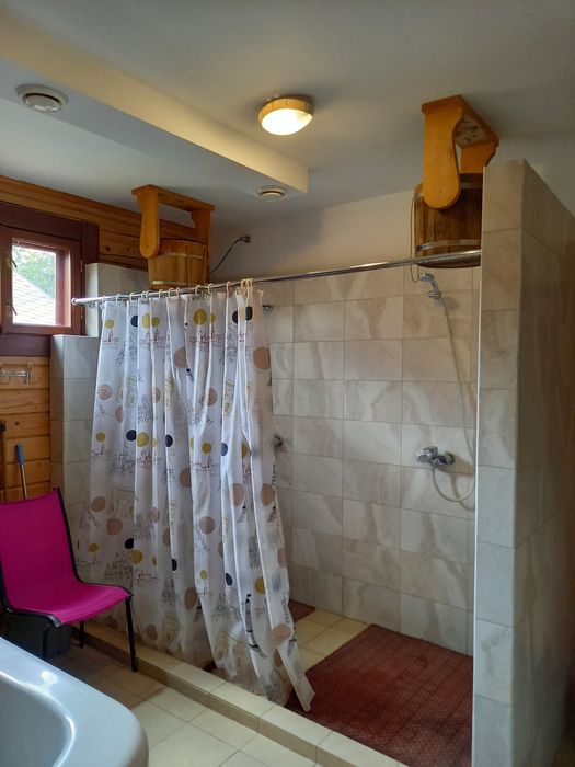 ЕКО Дім на Брюховецькій. Подобово.