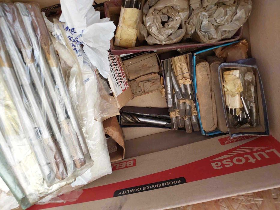 Gwintowniki maszynowe ręczne nowe od m 3 rurowe 1,2cala