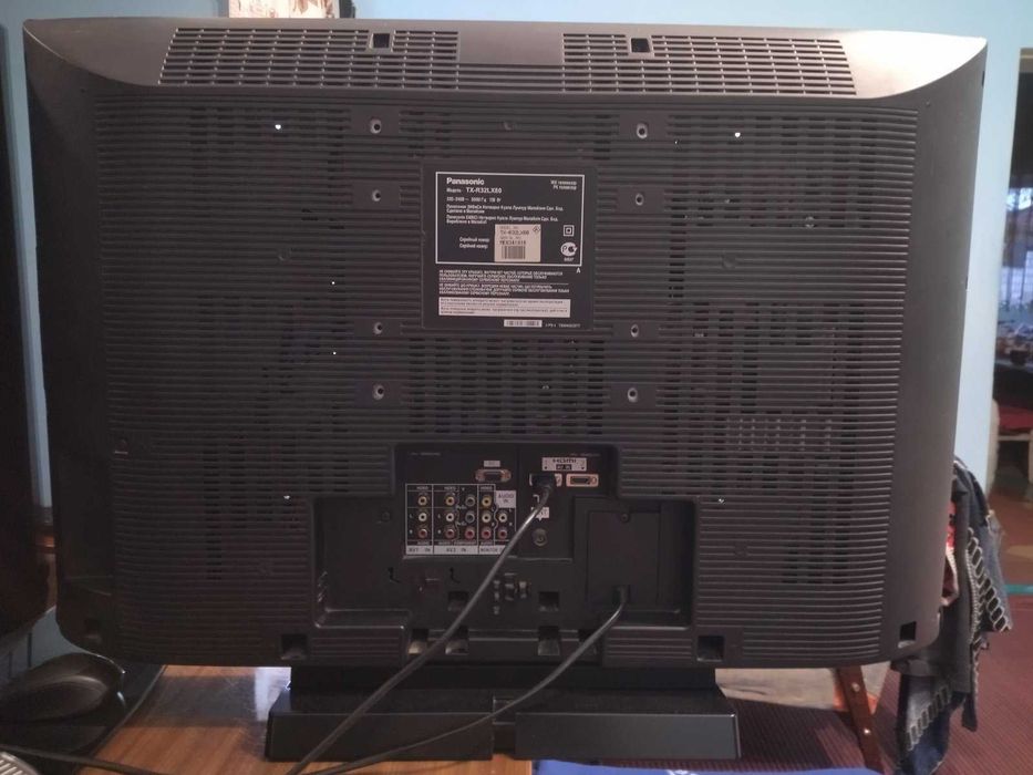 Продаю Телевизор Panasonic TX-R32LX80 (32дюйма).