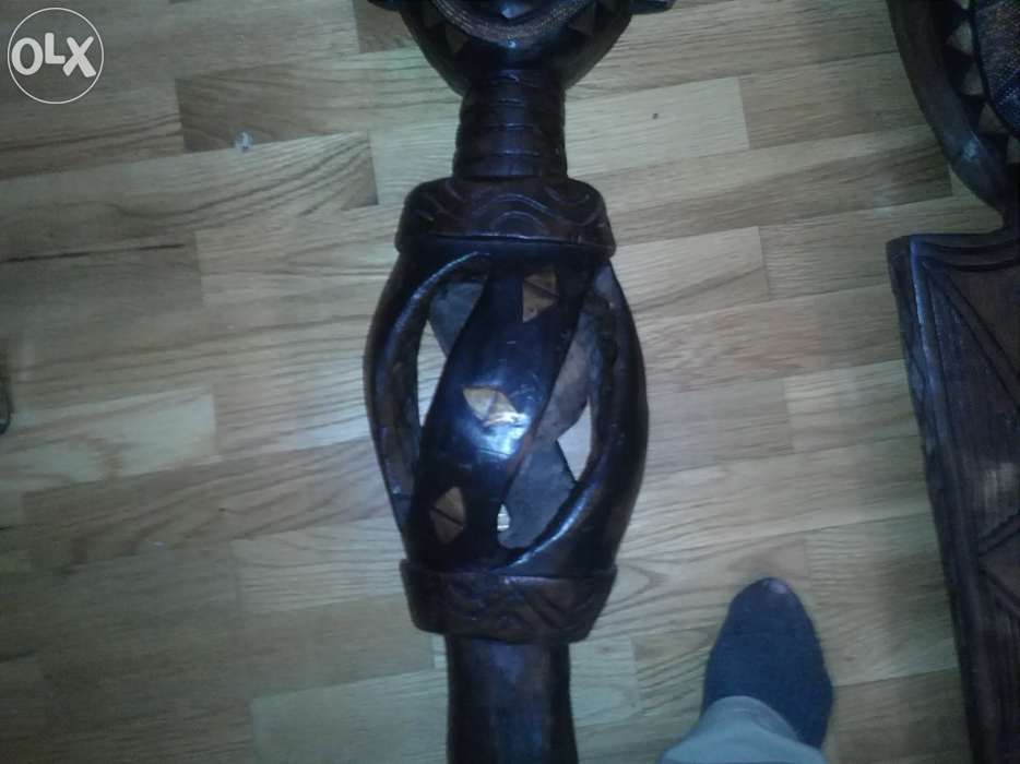 Estátuas / Artefactos antigos de Grandes dimensões em Teca