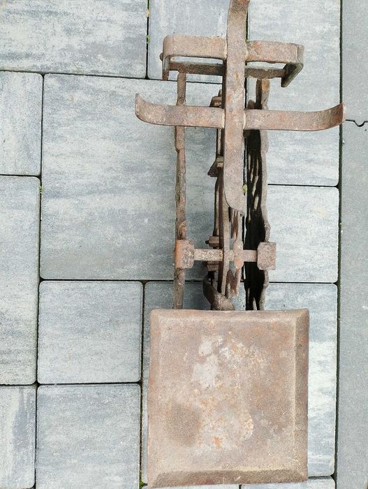 Stara zabytkowa waga