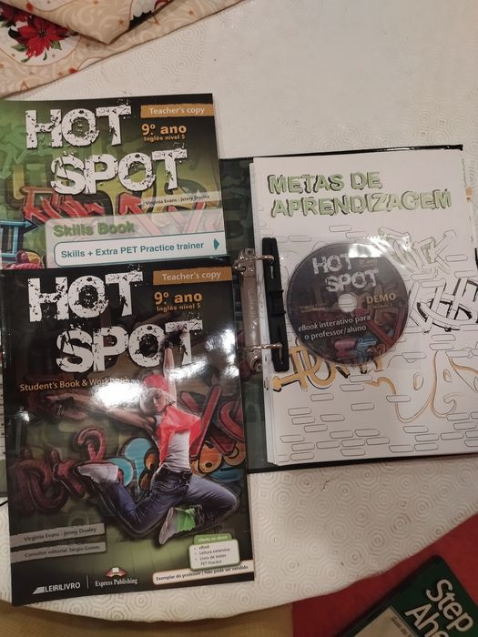 HOT SPOT - TEACHER'S COPY 9. ano