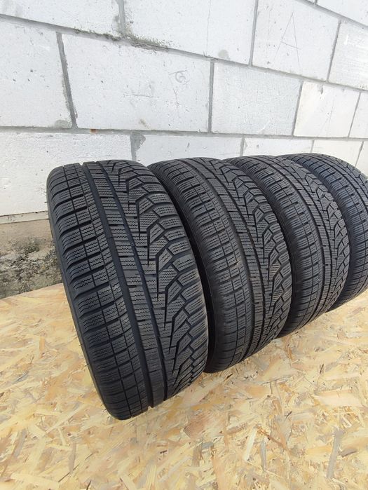 Шини зимові 225/55R16 Hankook