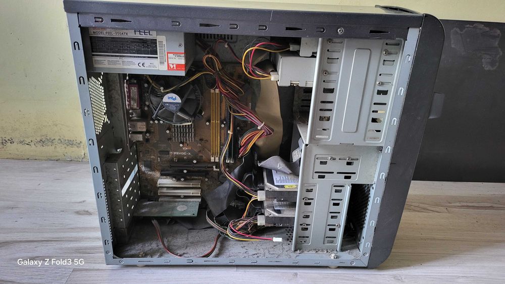 Komputer Intel Celeron D 2,8ghz ddr 512mb 80 + 60 hdd