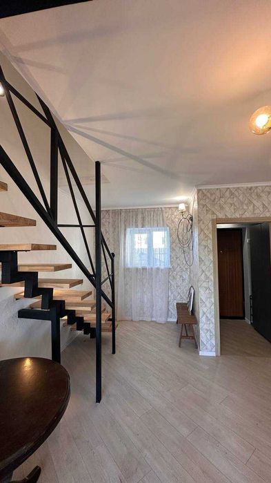 Стильний заміський будинок