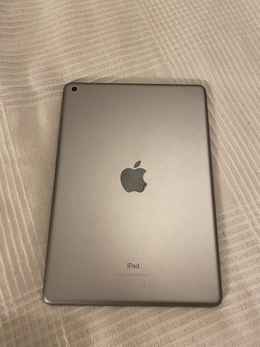 iPad (5ª Geração) 128GB