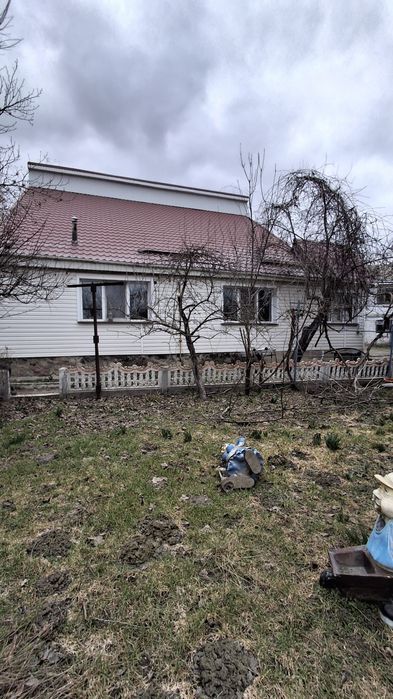 Продам цегляний будинок 102м2