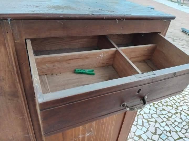 Antigo balcão de taberna