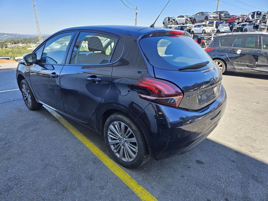 Peugeot 208 1.6 BlueHDi de 2017 para peças