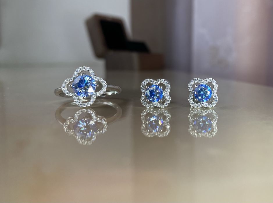 Муасаніт конкурент діамантів пусети конюшина муассанит клевер