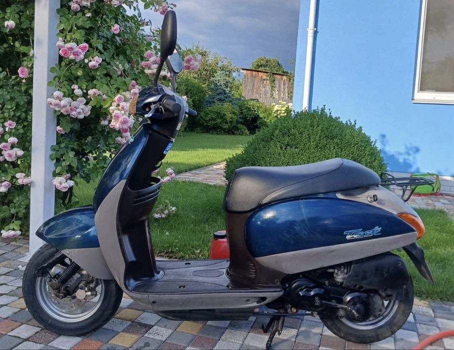 Скутер Honda Tact 51