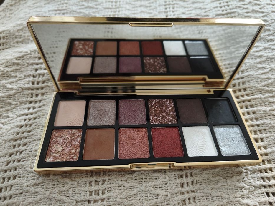 Paleta cieni Celestial Night