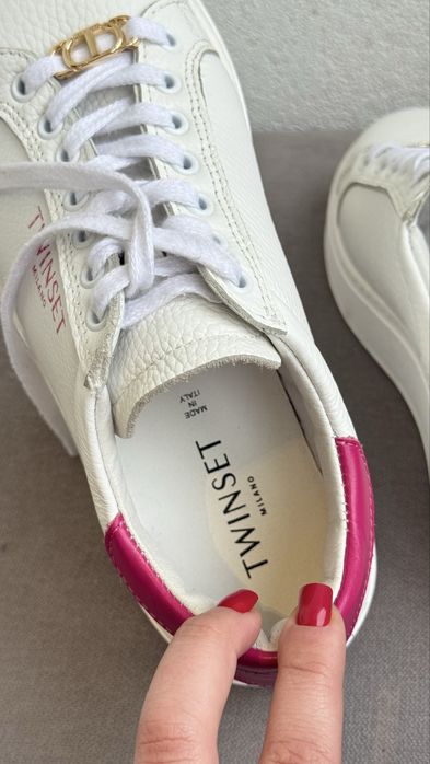 Twinset продам кросівки