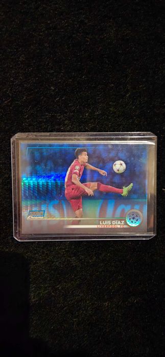 2022-23 Stadium Club Chrome UEFA Club Luis Díaz Blue Prism Refractor