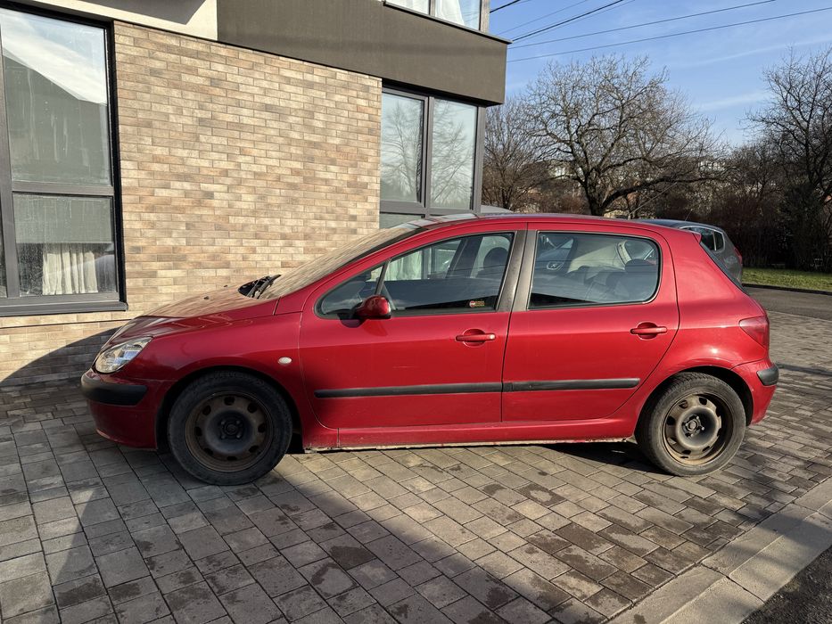 Автомобіль Peugeot 307