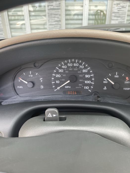 Chevrolet Cavalier 1999 photo 4