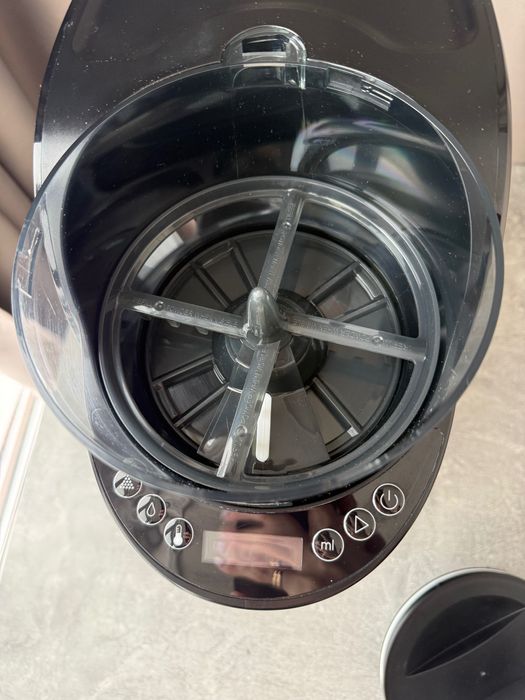 Машина для приготування дитячої суміші Baby Brezza Formula ProAdvanced