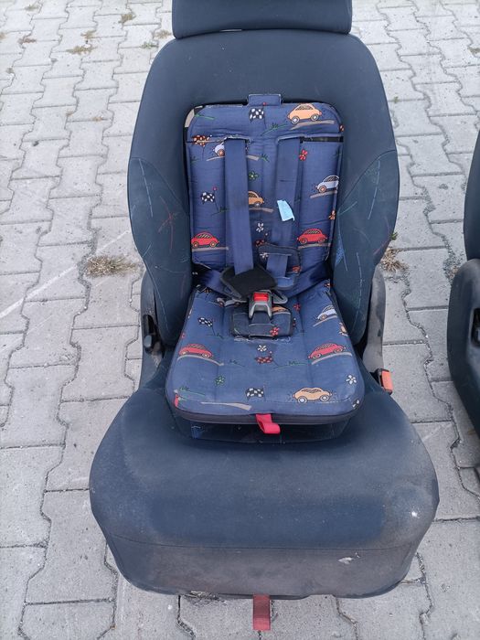 Fotel samochodowy WV Sharan