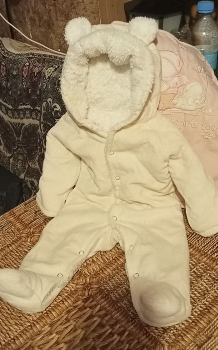 Комбинезон зимний и до...