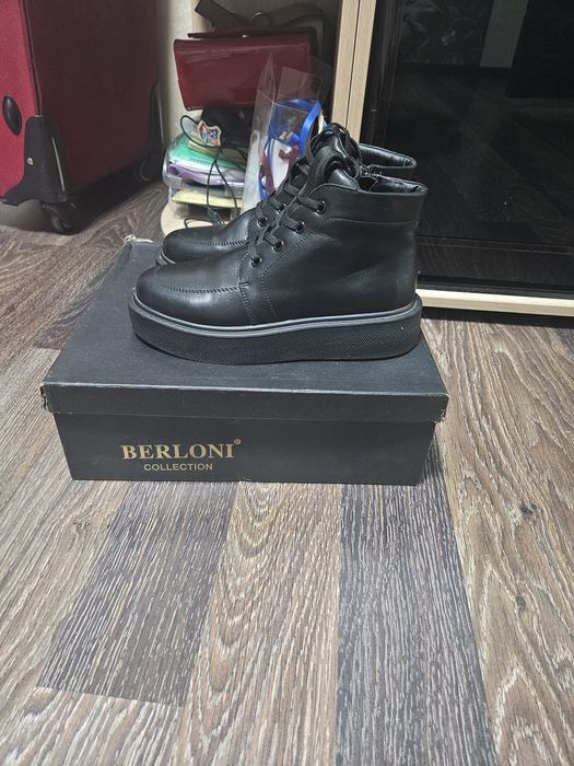 Черевики жіночі шкіряні